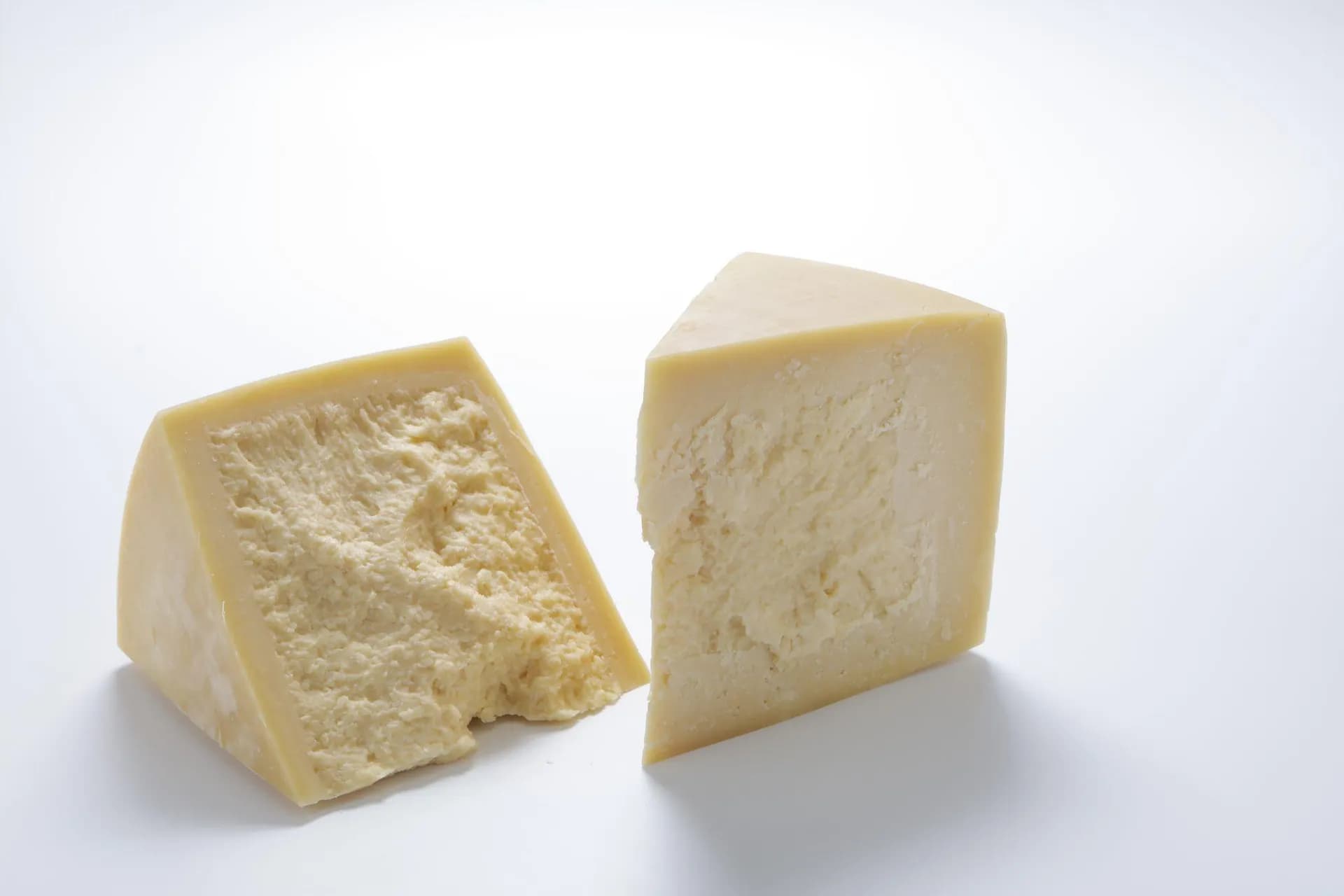Queso Magnum (Gran Parmesano) La Blanqueada
